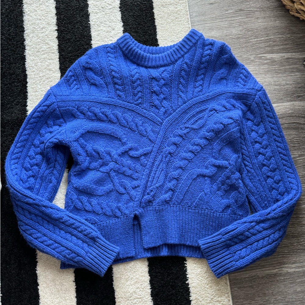 The Garment Sweater size 8